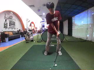 深圳粤翔高尔夫学院(悦动城店)